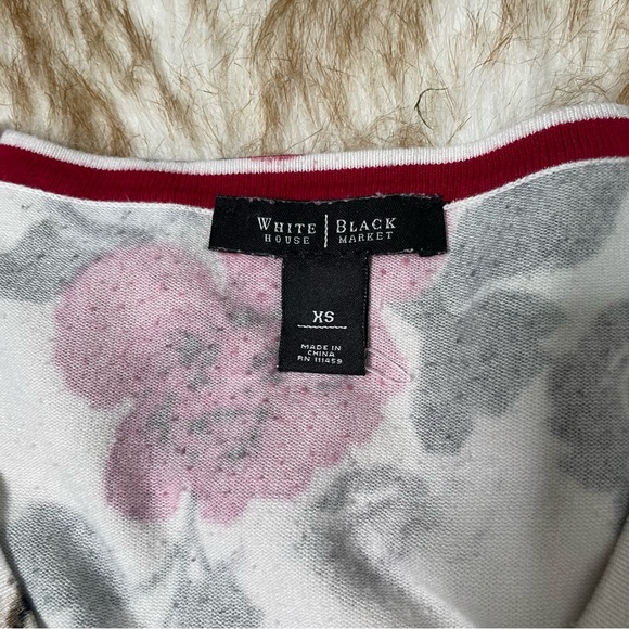 WHBM floral snap front cardigan - Picture 5 of 8
